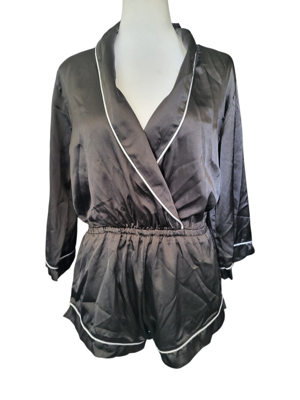 Fashion Nova Short PJ Romper Black sz S